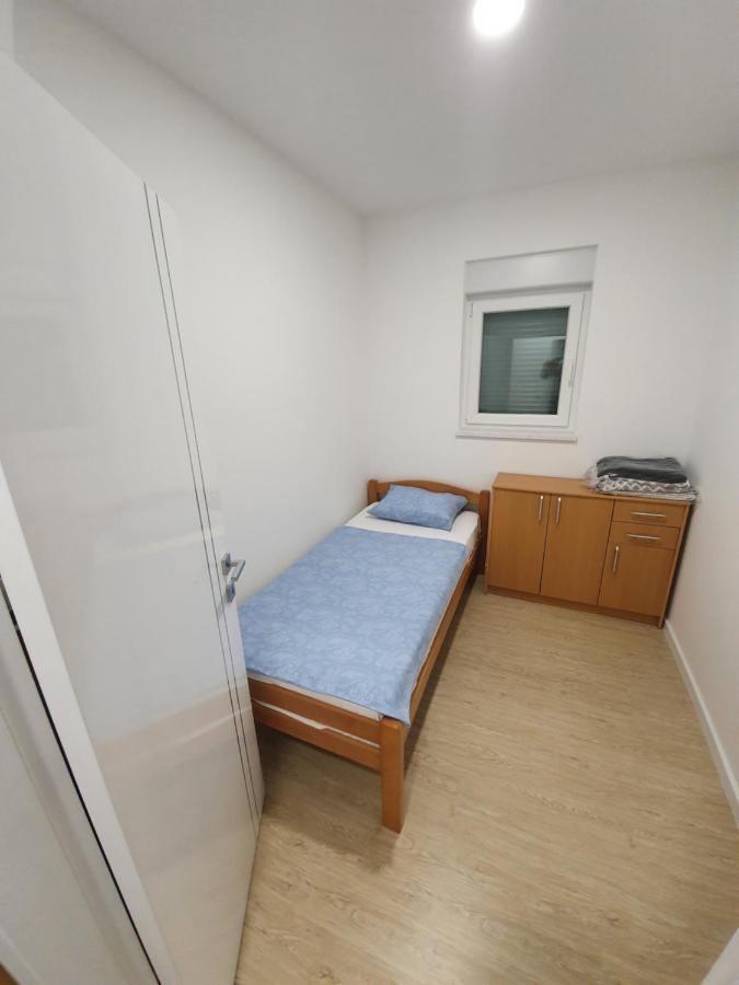פוסושיה Apartman Libertas מראה חיצוני תמונה